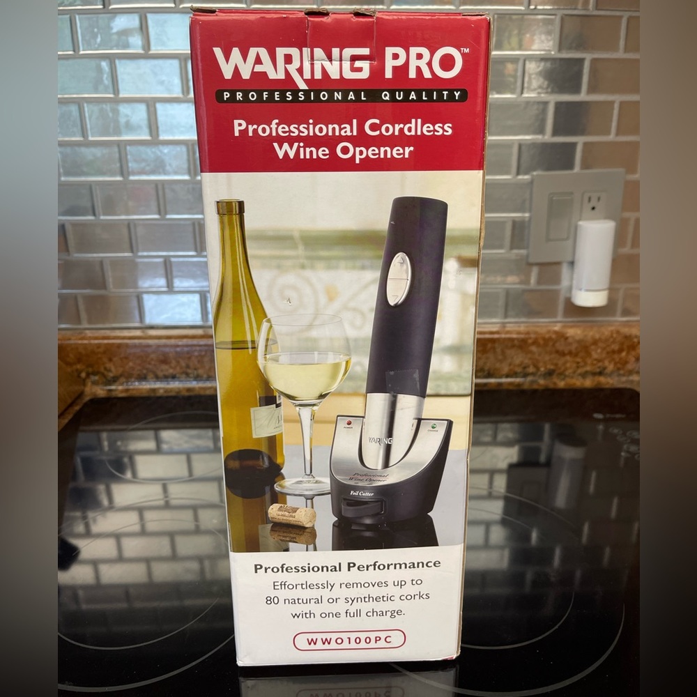 Waring Pro Professional Cordless Wine Opener